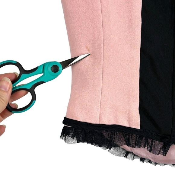 MOSCHINO CHEAP AND CHIC FRENCH MAID PINK BLACK RUFFLE TRIM FEMININE BUSTIER TOP - Picture 10 of 12